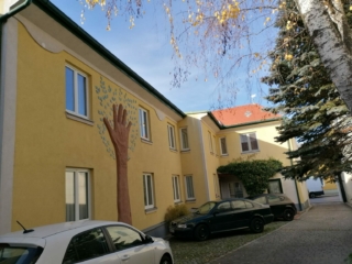 (c) wohneninpoysdorf.com - Laaer Straße 15 - 2022